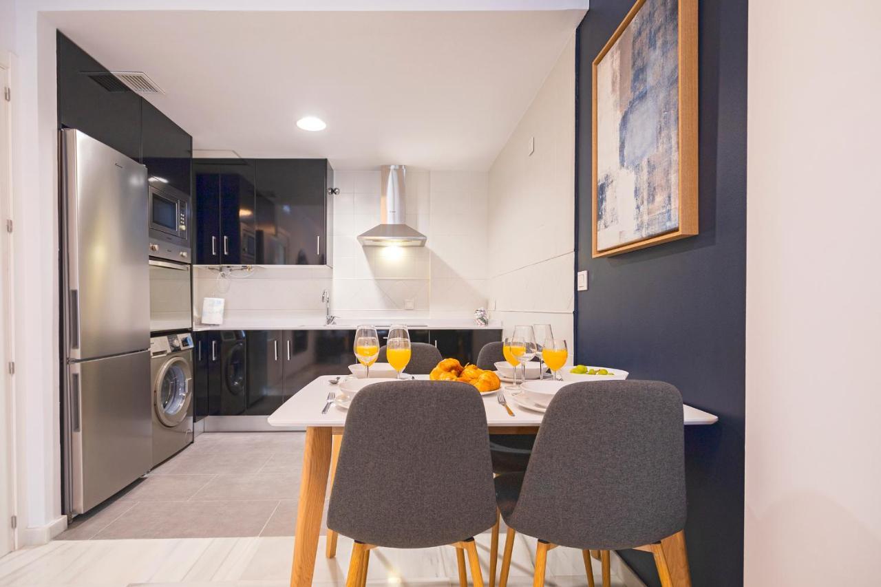 Malaga Rivas 34 Suites Homes Dış mekan fotoğraf