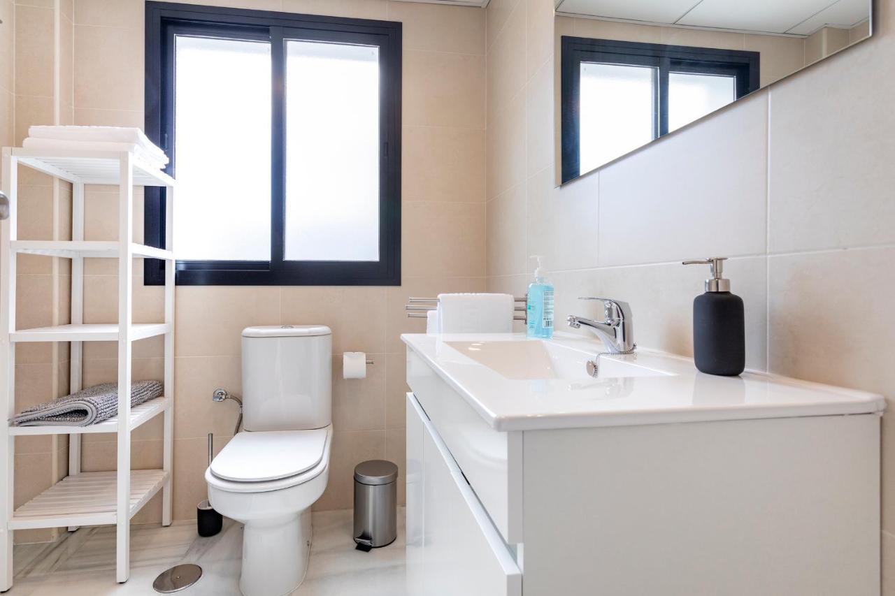 Malaga Rivas 34 Suites Homes Dış mekan fotoğraf
