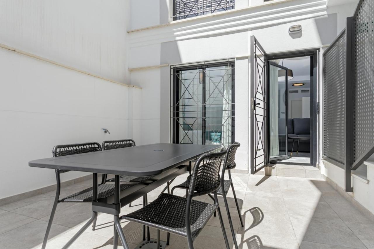 Malaga Rivas 34 Suites Homes Dış mekan fotoğraf