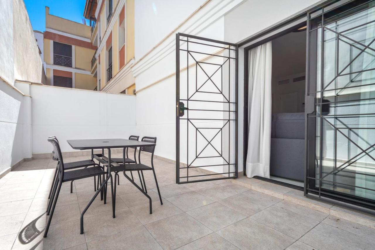 Malaga Rivas 34 Suites Homes Dış mekan fotoğraf
