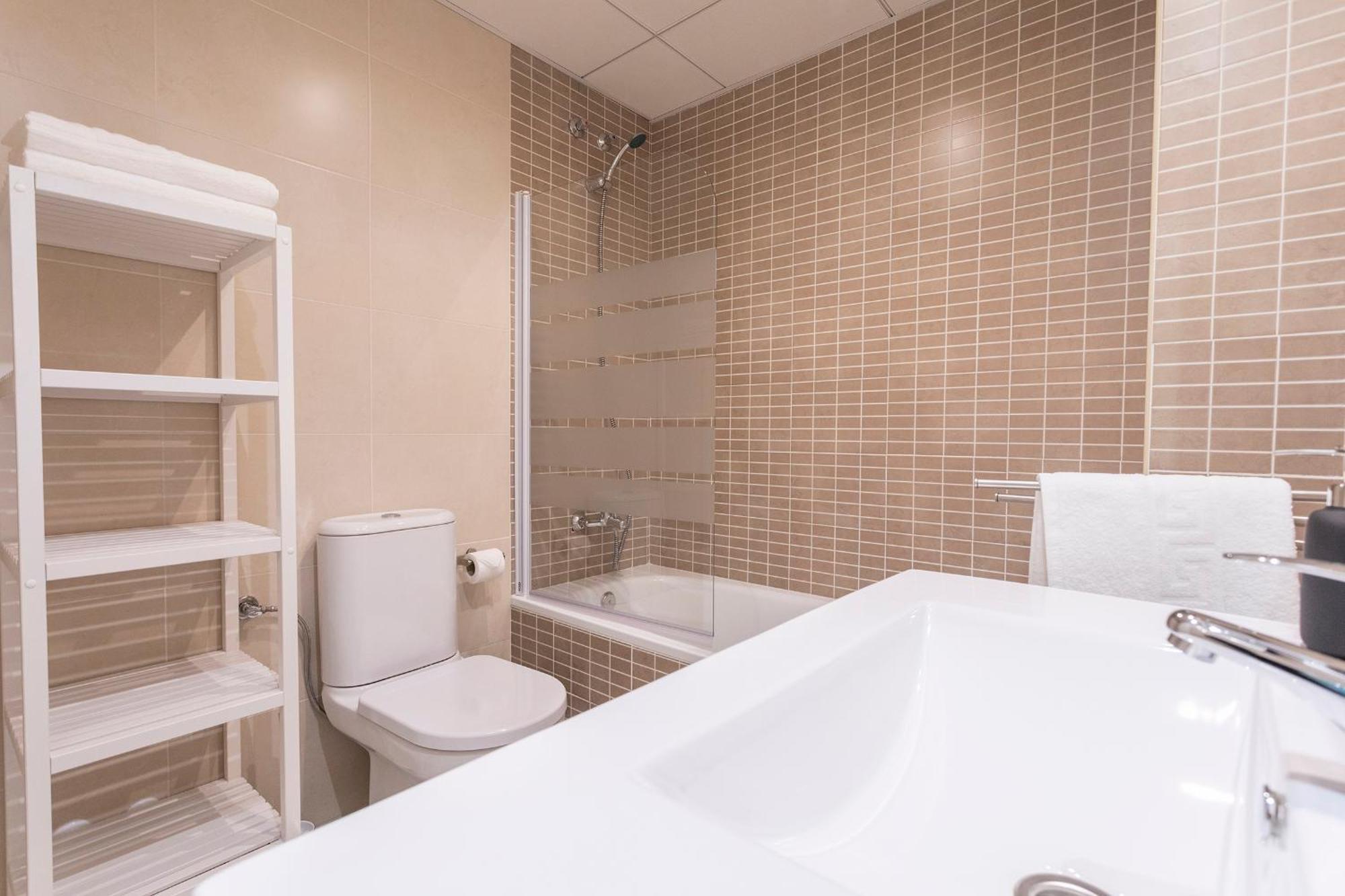 Malaga Rivas 34 Suites Homes Dış mekan fotoğraf
